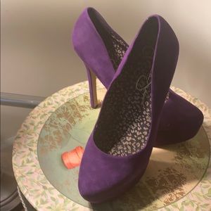 Jessica Simpson barely worn shoes